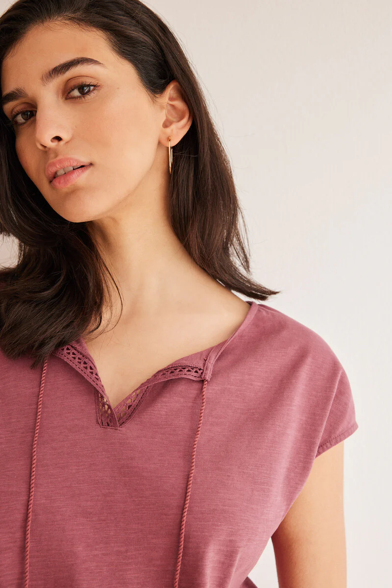 Maroon slub textured T-shirt - Image 3