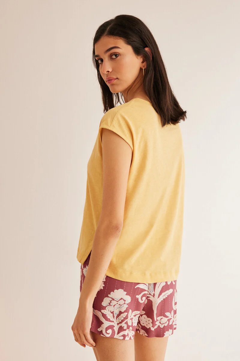 Yellow slub textured T-shirt - Image 5